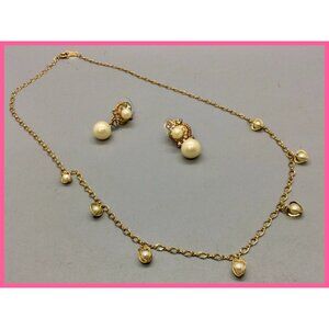 Pearly Necklace & Earrings